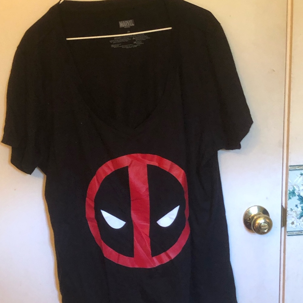 Marvel Deadpool shirt from Hot Topic size 3x